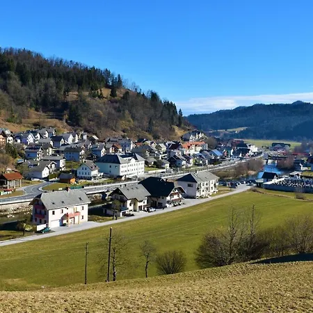 Hotel The Blueberry With Whirlpool