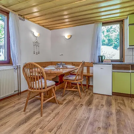 The Blueberry With Whirlpool Hotel